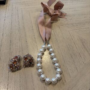 Unique 3 Piece Jewelry Set Clip On Abstract Earrings And Faux Pearl Necklace